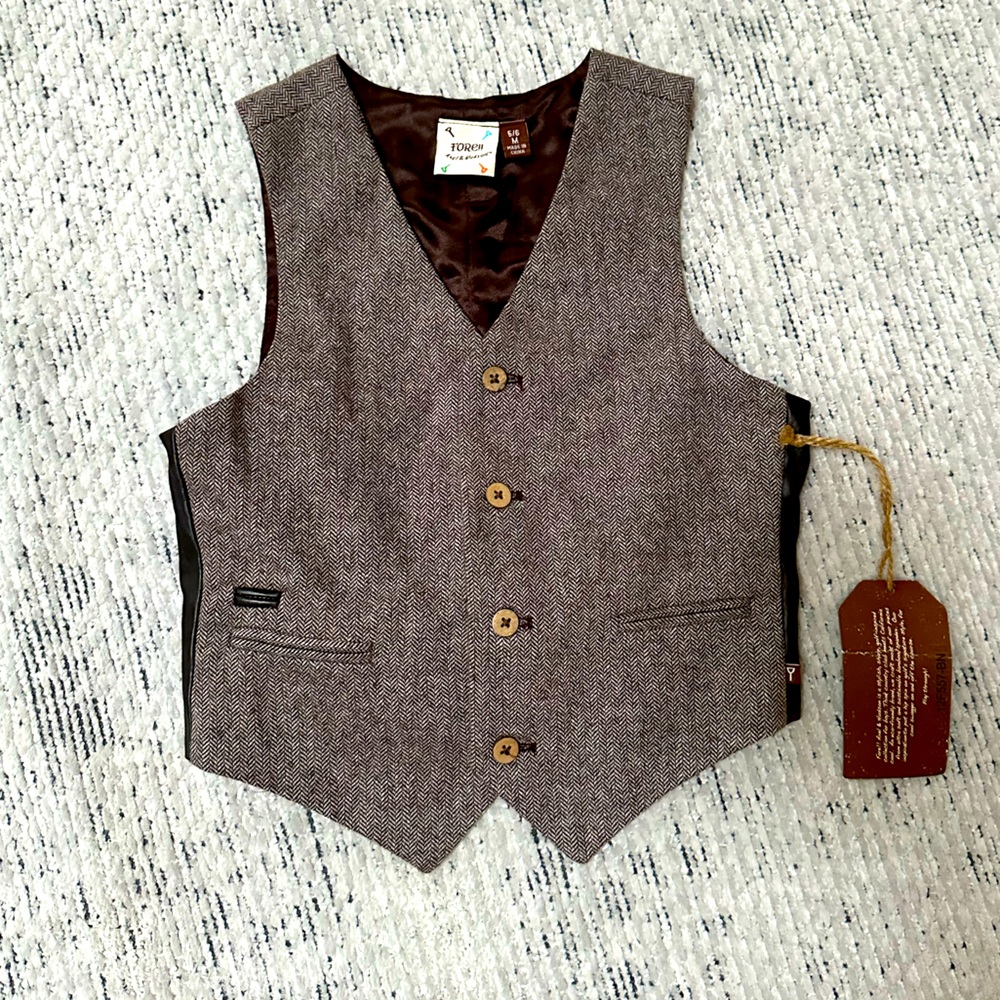 Fore Axel and Hudson Brown Vest Size 5/6